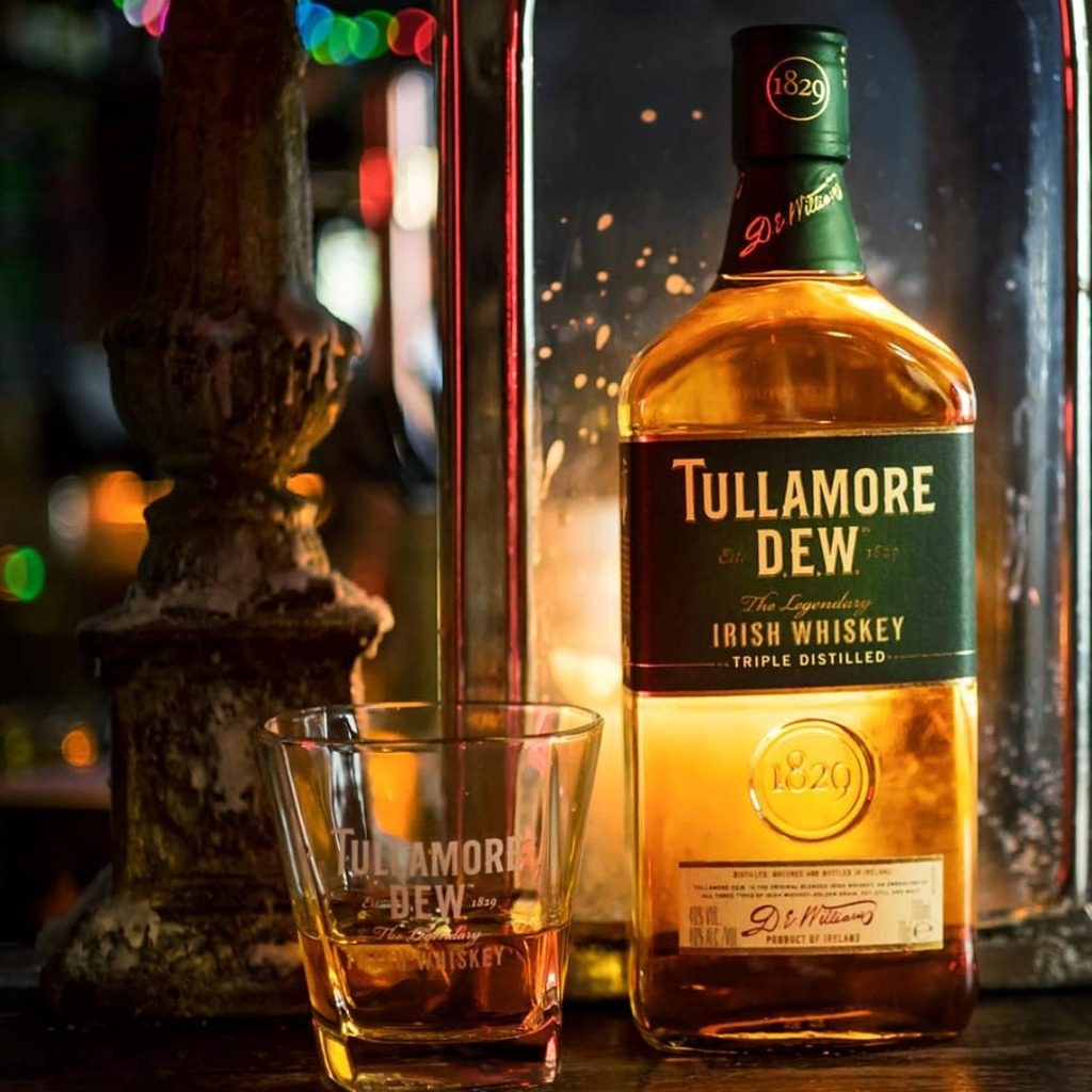 Tullamore Dew Company - Tullamore Dew Triple Distilled Irish Whiskey - Buy  from Liquor Locker in Hagerstown, MD 21740